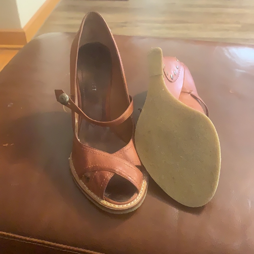 Shoes - Picture 3 of 3